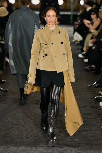 Look 44